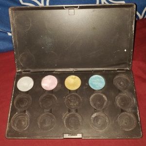 MAC  magnetic & colourpop empty palette